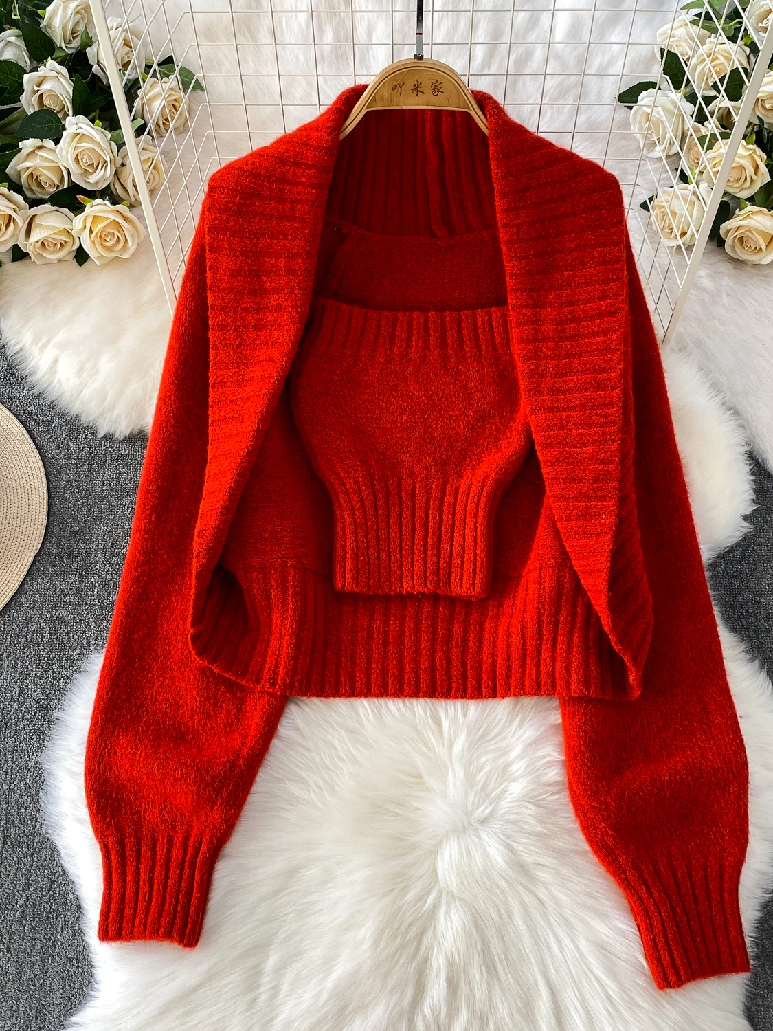 K-Drama Inspired Thi Knit Stand Collar Open Cardigan Sweater Set Pure Desire Spicy Girl Tube Top Sweater Two Piece Set
K-Drama Inspired Thi Knit Stand Collar Open Cardigan Sweater Set Pure Desire Spicy Girl Tube Top Sweater Two Piece Set