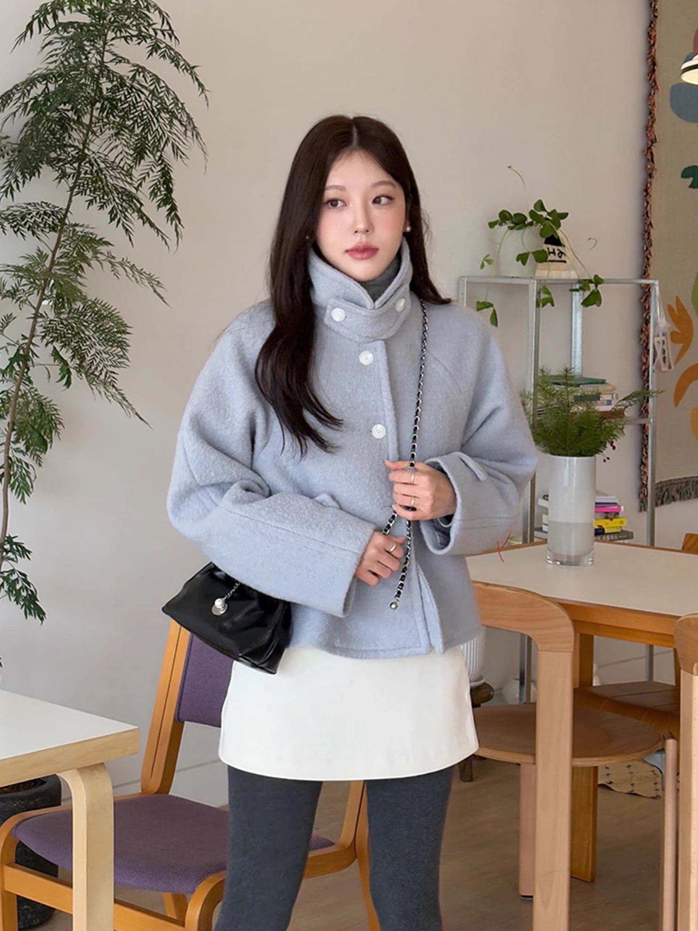 Теплое женское шерстяное пальто чистого цвета с маленькими пуговицами, Sli, корейская версия, свободное длинное пальто све
Теплое женское шерстяное пальто чистого цвета с маленькими пуговицами, Sli, корейская версия, свободное длинное пальто све