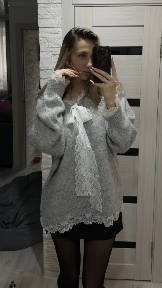 2026 Spring Thin Bow Knitted Pullover Female Sweet Lace Japanese Loose Sweater Office Lady Autumn Y2k Winter Slim Jumper Outfits
2026 Spring Thin Bow Knitted Pullover Female Sweet Lace Japanese Loose Sweater Office Lady Autumn Y2k Winter Slim Jumper Outfits