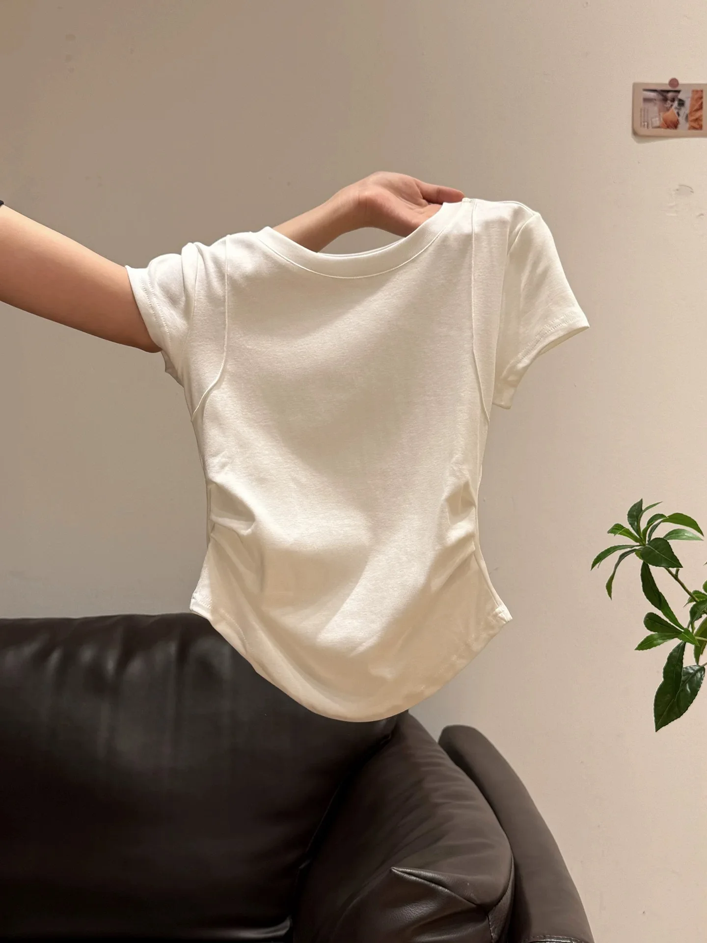 Summer New Women's round Neck Short Sleeve T-Shirt 95 Cotton Slim Fit Waist Cinching Shoulder Appropriate Big Size Folds
Summer New Women's round Neck Short Sleeve T-Shirt 95 Cotton Slim Fit Waist Cinching Shoulder Appropriate Big Size Folds