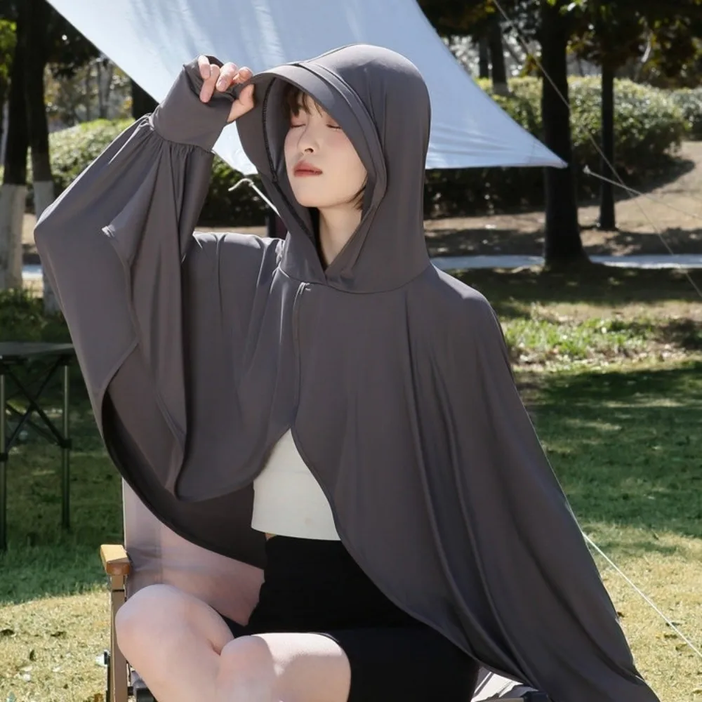 Solid Color 3 in 1 Sunscreen Hoodie Thin UV Protection Facemask Hat Sunscreen Shawl Long Sleeve Loose Fit
Solid Color 3 in 1 Sunscreen Hoodie Thin UV Protection Facemask Hat Sunscreen Shawl Long Sleeve Loose Fit