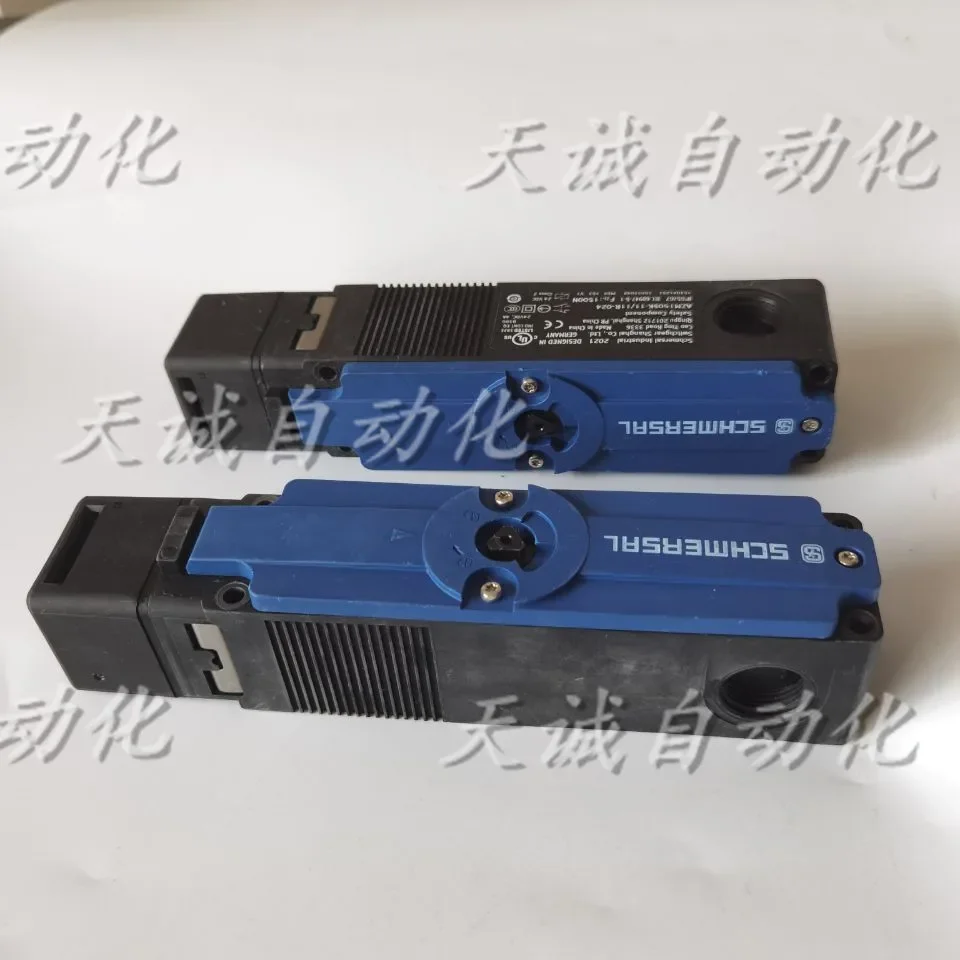 Schmersal Safety Door Lock Switch AZM150SK-11/11R-02/02RA-024, Schmersal, Germany
Schmersal Safety Door Lock Switch AZM150SK-11/11R-02/02RA-024, Schmersal, Germany