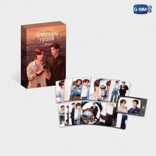 Официальный брелок GmmTV Thai Star Pondphuwin Pond Phuwin Me and Thee с маленькой карточкой
Официальный брелок GmmTV Thai Star Pondphuwin Pond Phuwin Me and Thee с маленькой карточкой