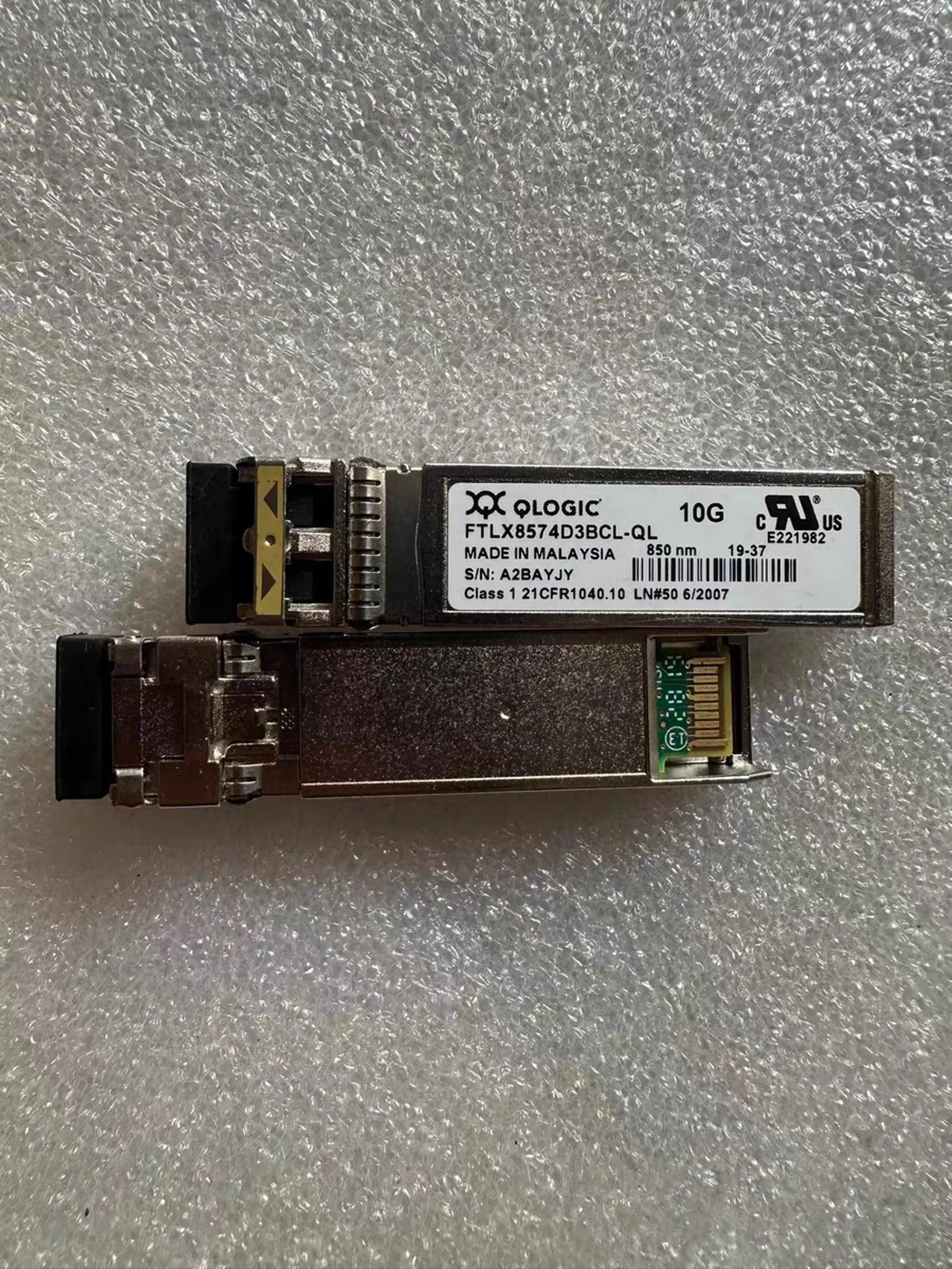 1PCS Qlogic 10g optical switch FTLX8574D3BCL-QL 0693C5 10G 850NM SFP qlogic 10g sfp Transceiver Qlogic HBA Fibre Channel SFP
1PCS Qlogic 10g optical switch FTLX8574D3BCL-QL 0693C5 10G 850NM SFP qlogic 10g sfp Transceiver Qlogic HBA Fibre Channel SFP