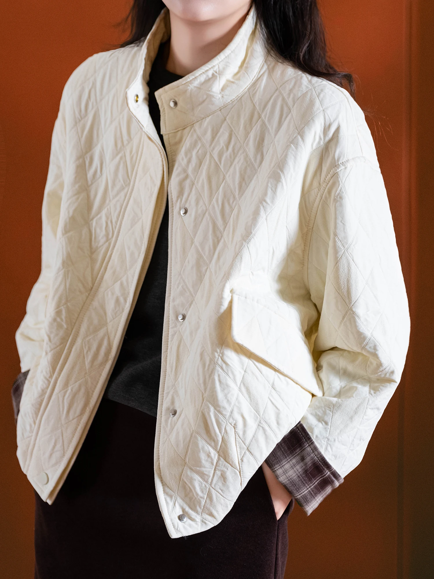 Женская хлопковая рубашка свободного кроя с фактурой «горошек» и воротником, воздухопроницаемая, с мягкой подкладкой из полиэстера, стандартной длины
Женская хлопковая рубашка свободного кроя с фактурой «горошек» и воротником, воздухопроницаемая, с мягкой подкладкой из полиэстера, стандартной длины