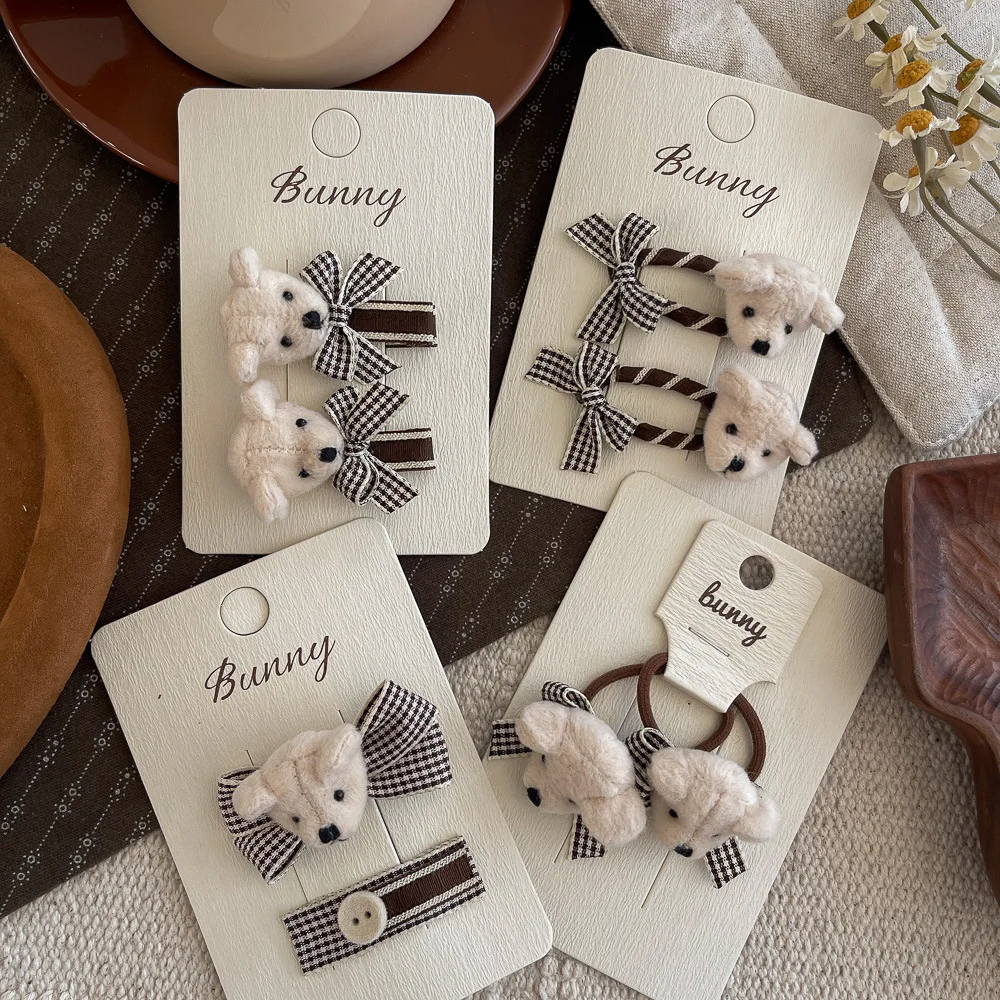 New Korean Children's Headgear Hairpin Versatile Girls' Hair Jewelry Edge Clip Cartoon Bear Plaid Bow Children's Hairpin
New Korean Children's Headgear Hairpin Versatile Girls' Hair Jewelry Edge Clip Cartoon Bear Plaid Bow Children's Hairpin