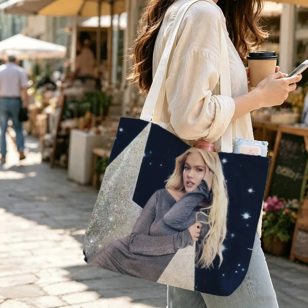 Singer F-Freya S-Skye Stardust 2026 Large Capacity Cotton Polyester Shoulder Tote Bag Zipper Handbag for Shopping Daily Use
Singer F-Freya S-Skye Stardust 2026 Large Capacity Cotton Polyester Shoulder Tote Bag Zipper Handbag for Shopping Daily Use