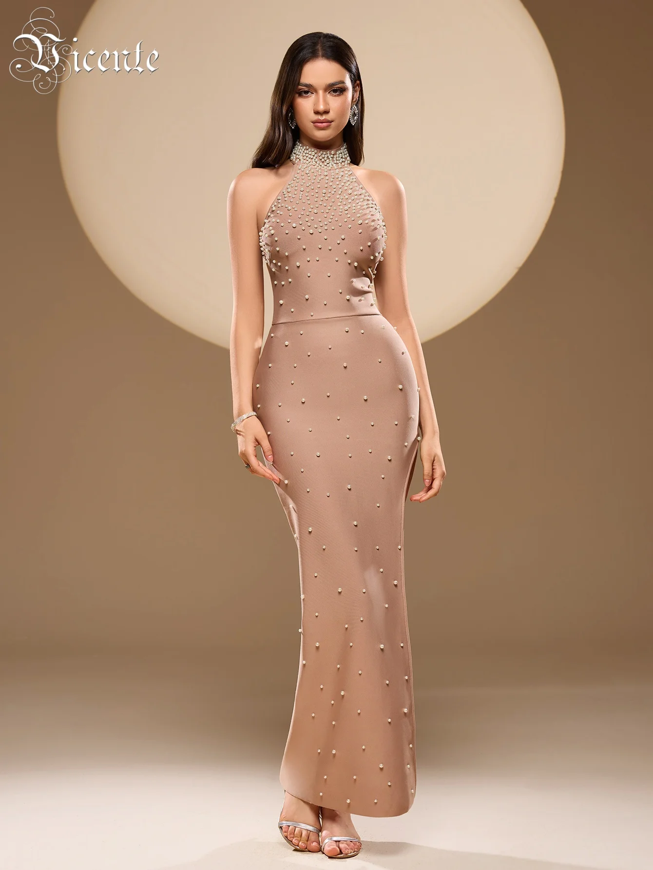 VC Women’s Elegant Nude Pearl-Embellished Halter Neck Maxi Dress – Luxury Formal Events Evening Gown Beads Bodycon New Vestido
VC Women’s Elegant Nude Pearl-Embellished Halter Neck Maxi Dress – Luxury Formal Events Evening Gown Beads Bodycon New Vestido