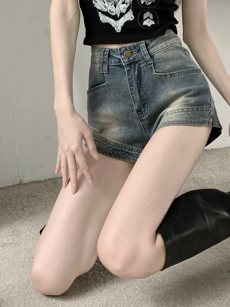 Retro Distred Sexy ort orts High Waist Slimming Versatile Hot orts Women's Denim A-Line Skirt Autumn Wear
Retro Distred Sexy ort orts High Waist Slimming Versatile Hot orts Women's Denim A-Line Skirt Autumn Wear