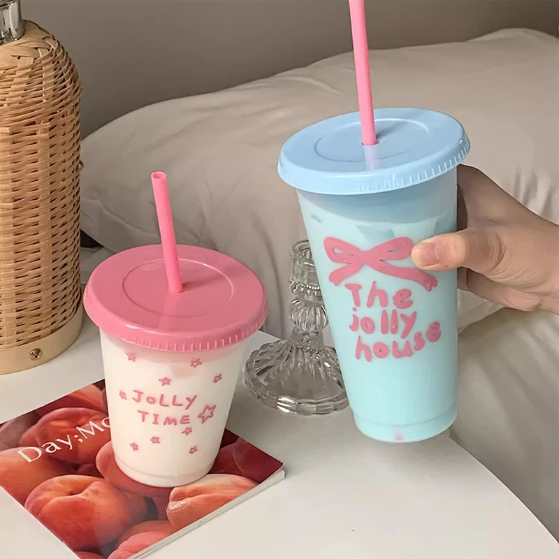 470/700ml Kawaii Water Bottle Coffee Cups Tumbler With Straw Cute Plastic Cold Cups With Lids For Juice Milk Tea Drinking Bottle
470/700ml Kawaii Water Bottle Coffee Cups Tumbler With Straw Cute Plastic Cold Cups With Lids For Juice Milk Tea Drinking Bottle