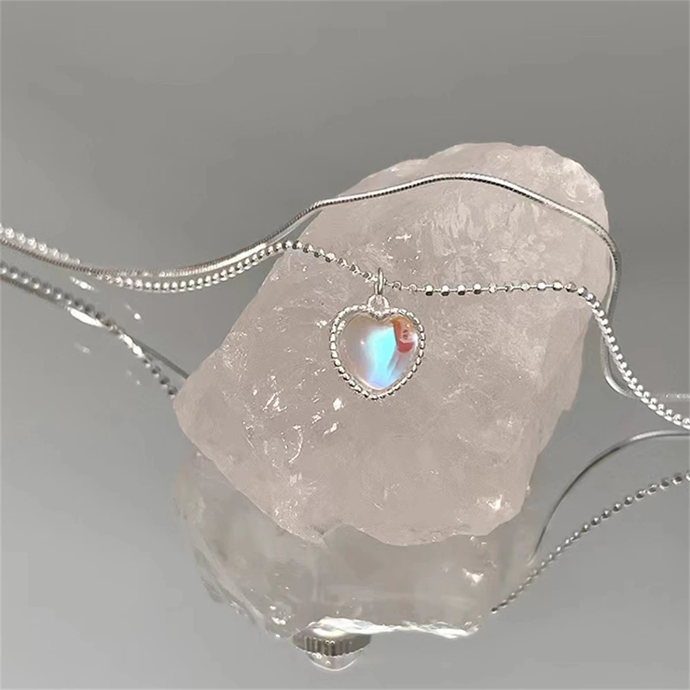 Trendy Silver Color Double Love Heart-shaped Moonstone Pendant Necklace Ladies Temperament Clavicle Chain Couple Jewelry Gift
Trendy Silver Color Double Love Heart-shaped Moonstone Pendant Necklace Ladies Temperament Clavicle Chain Couple Jewelry Gift