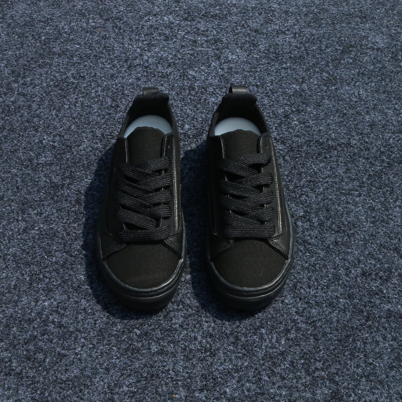 Men's Low-Top Casual Running Shoes, New Trendy and Comfortable Original Outdoor Sneakers, Comfortable and Wear-Resistant Design, Canvas Shoes, Versatile Street Style, Large Size Shoes
Men's Low-Top Casual Running Shoes, New Trendy and Comfortable Original Outdoor Sneakers, Comfortable and Wear-Resistant Design, Canvas Shoes, Versatile Street Style, Large Size Shoes