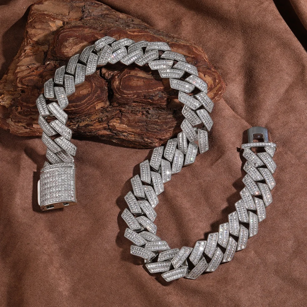 Luxury Hiphop 22mm Cuban Chain Bling Cubic Zirconia Chains Necklace Bracelet Fashion Choker Link Flip Up Clasp Thick Cubanchain
Luxury Hiphop 22mm Cuban Chain Bling Cubic Zirconia Chains Necklace Bracelet Fashion Choker Link Flip Up Clasp Thick Cubanchain