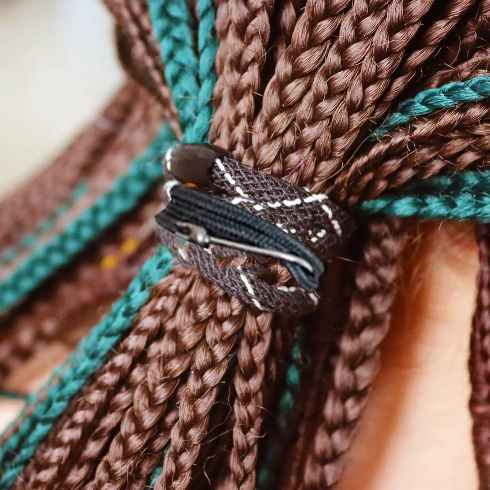 Набор из 12 резинок-пружинок для волос с крючками для густых волос, обеспечивающих гладкую и естественную фиксацию, для женщин и девушек
Набор из 12 резинок-пружинок для волос с крючками для густых волос, обеспечивающих гладкую и естественную фиксацию, для женщин и девушек