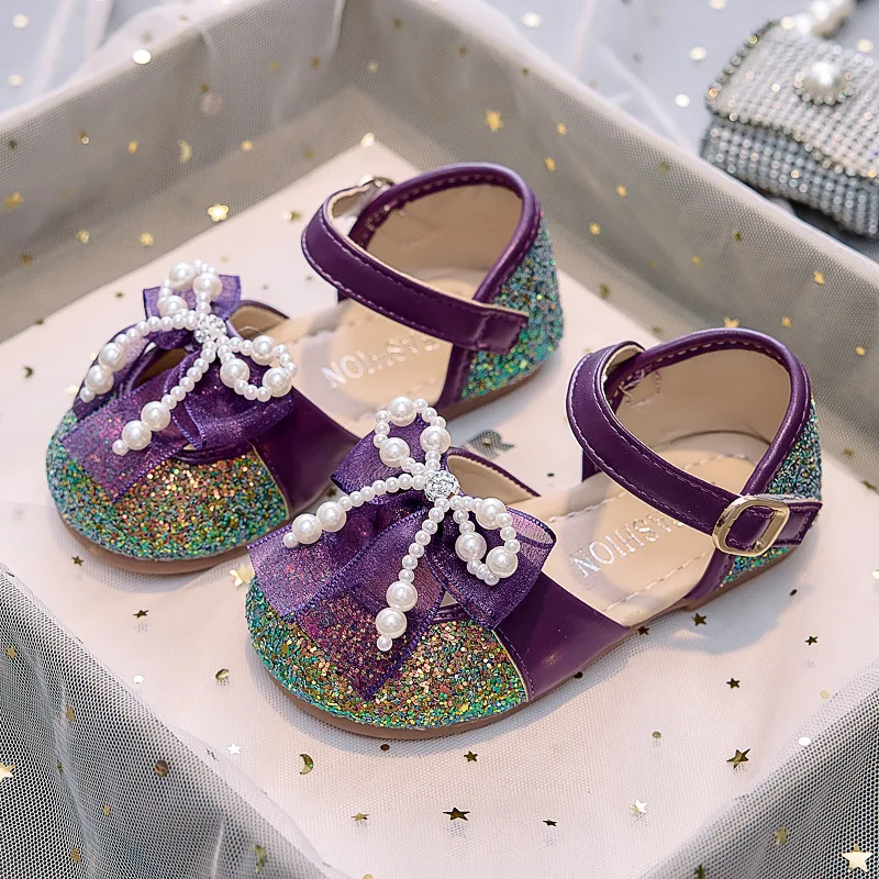 Summer Sweet Girls Sequins Hollow-out Sandals Fashion Princess Bowknot Kids Beading Flat Sandals
Summer Sweet Girls Sequins Hollow-out Sandals Fashion Princess Bowknot Kids Beading Flat Sandals