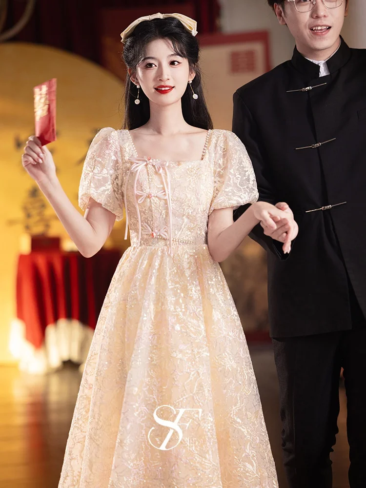 Новое вечернее платье Ele Wedding Dr 2025 года в корейском стиле с жемчужной отделкой и длинной юбкой для помолвки и торжественных мероприятий
Новое вечернее платье Ele Wedding Dr 2025 года в корейском стиле с жемчужной отделкой и длинной юбкой для помолвки и торжественных мероприятий