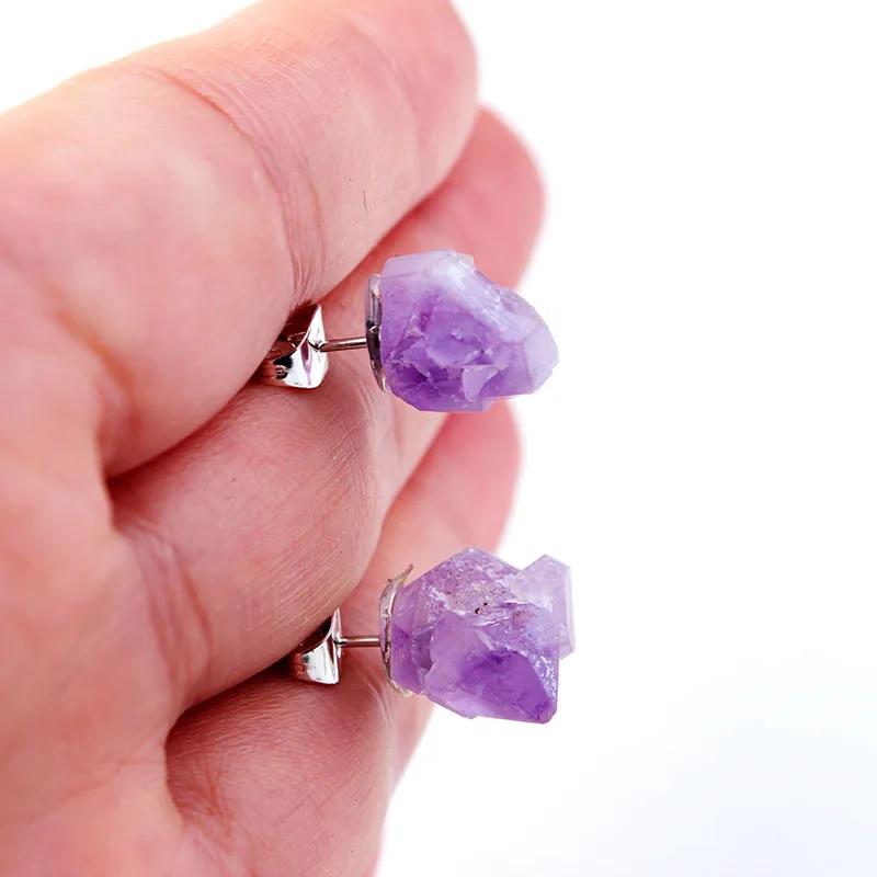 Fashionable Simple Amethyst Irregular Crystal Stud Earrings Reiki Cure Lucky Rough Mineral Stone Women's Jewelry Wedding Gifts
Fashionable Simple Amethyst Irregular Crystal Stud Earrings Reiki Cure Lucky Rough Mineral Stone Women's Jewelry Wedding Gifts