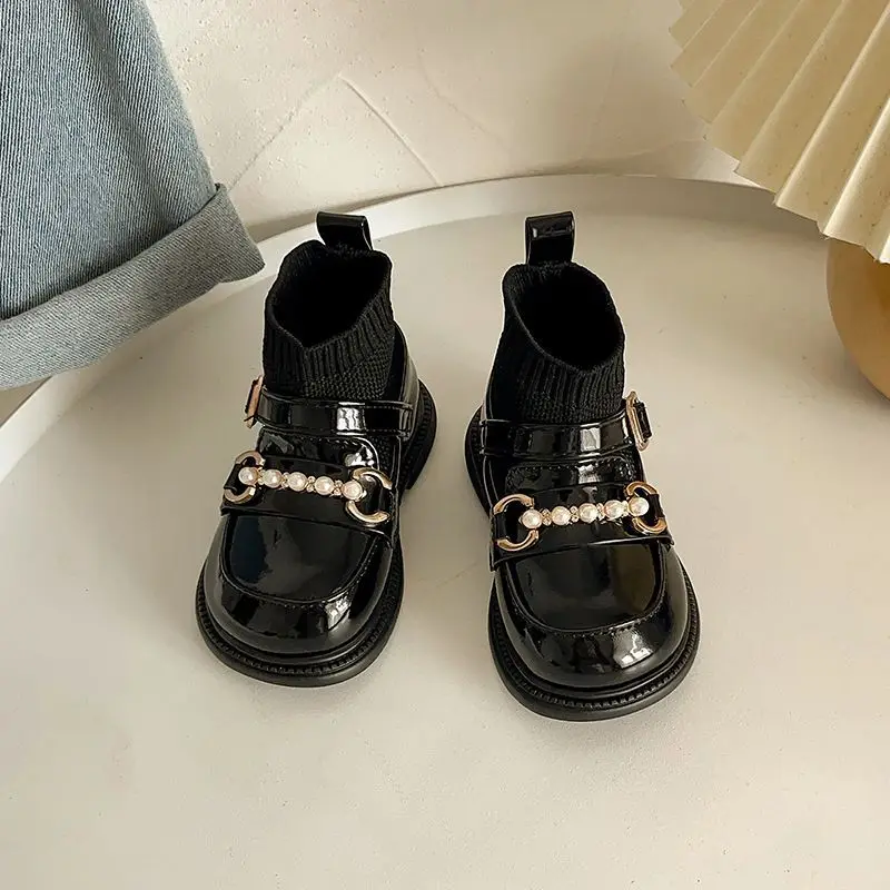 2026 Autumn Winter New Girls' Infant Toddler Shoes Leather Short Boots Non Slip Baby Walking Booties
2026 Autumn Winter New Girls' Infant Toddler Shoes Leather Short Boots Non Slip Baby Walking Booties