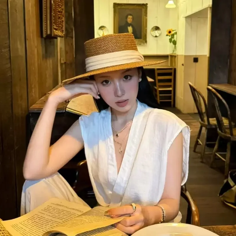 Women Summer Wide Brim Straw Hat UV Protection Foldable Beach Sun Hat Boho Chic Natural Straw Beach Vacation
Women Summer Wide Brim Straw Hat UV Protection Foldable Beach Sun Hat Boho Chic Natural Straw Beach Vacation