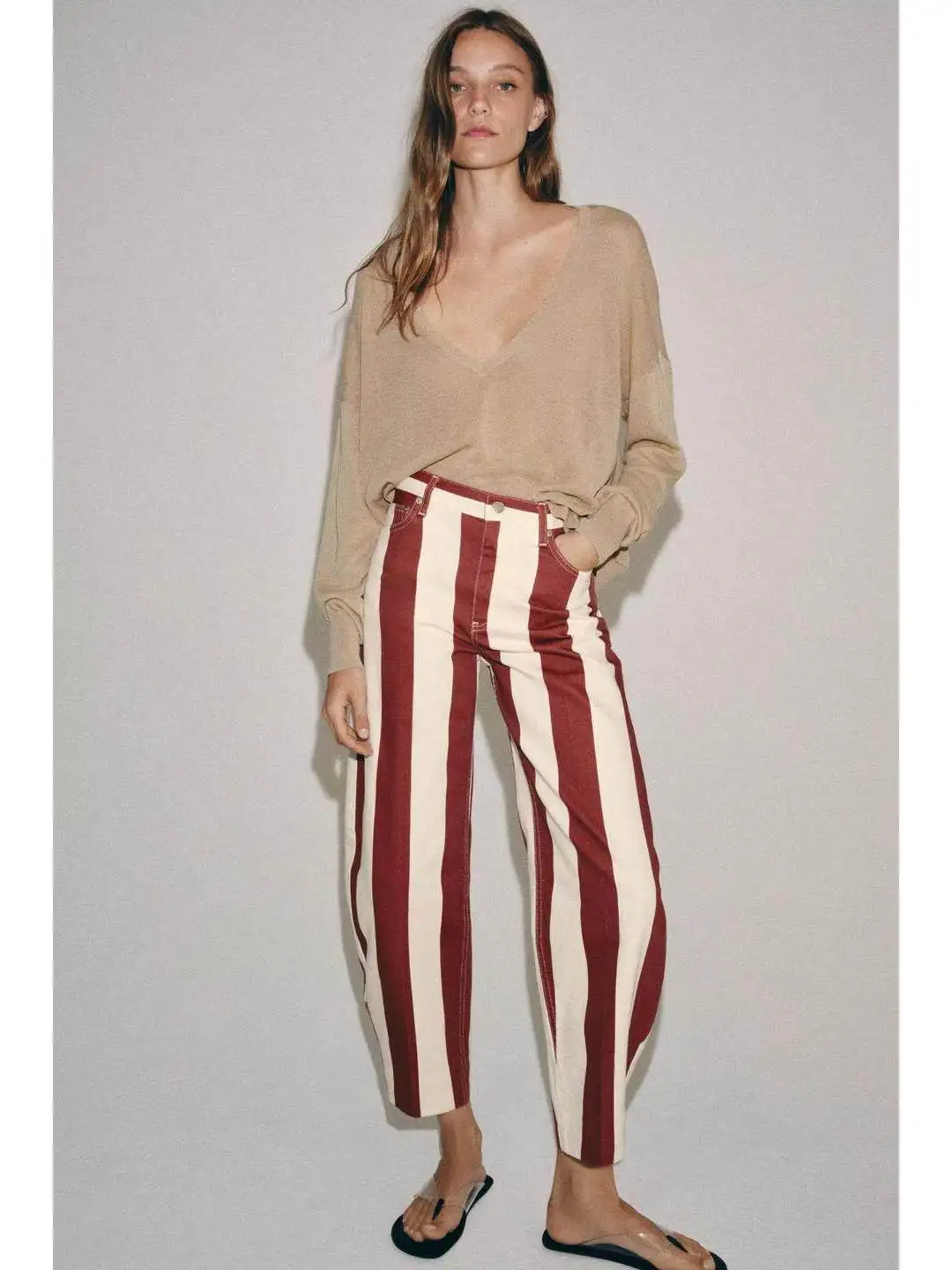 Loose Casual Fashion Striped Cone Denim Jeans High Waist Regenerated Cotton Fiber Summer Ladies Loose Fit No Stretch
Loose Casual Fashion Striped Cone Denim Jeans High Waist Regenerated Cotton Fiber Summer Ladies Loose Fit No Stretch
