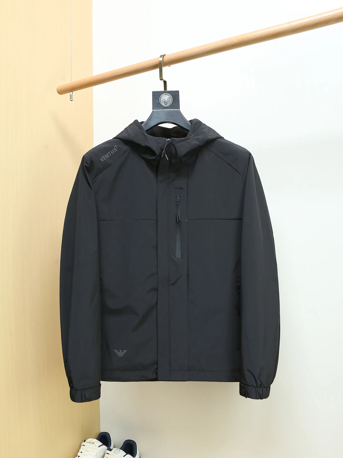 Men's Spor Casual Outdoor Hoodie Jaet Windproof Slim Fit Polyester Fabric Long Sve Zipper Closure Color Jaet
Men's Spor Casual Outdoor Hoodie Jaet Windproof Slim Fit Polyester Fabric Long Sve Zipper Closure Color Jaet