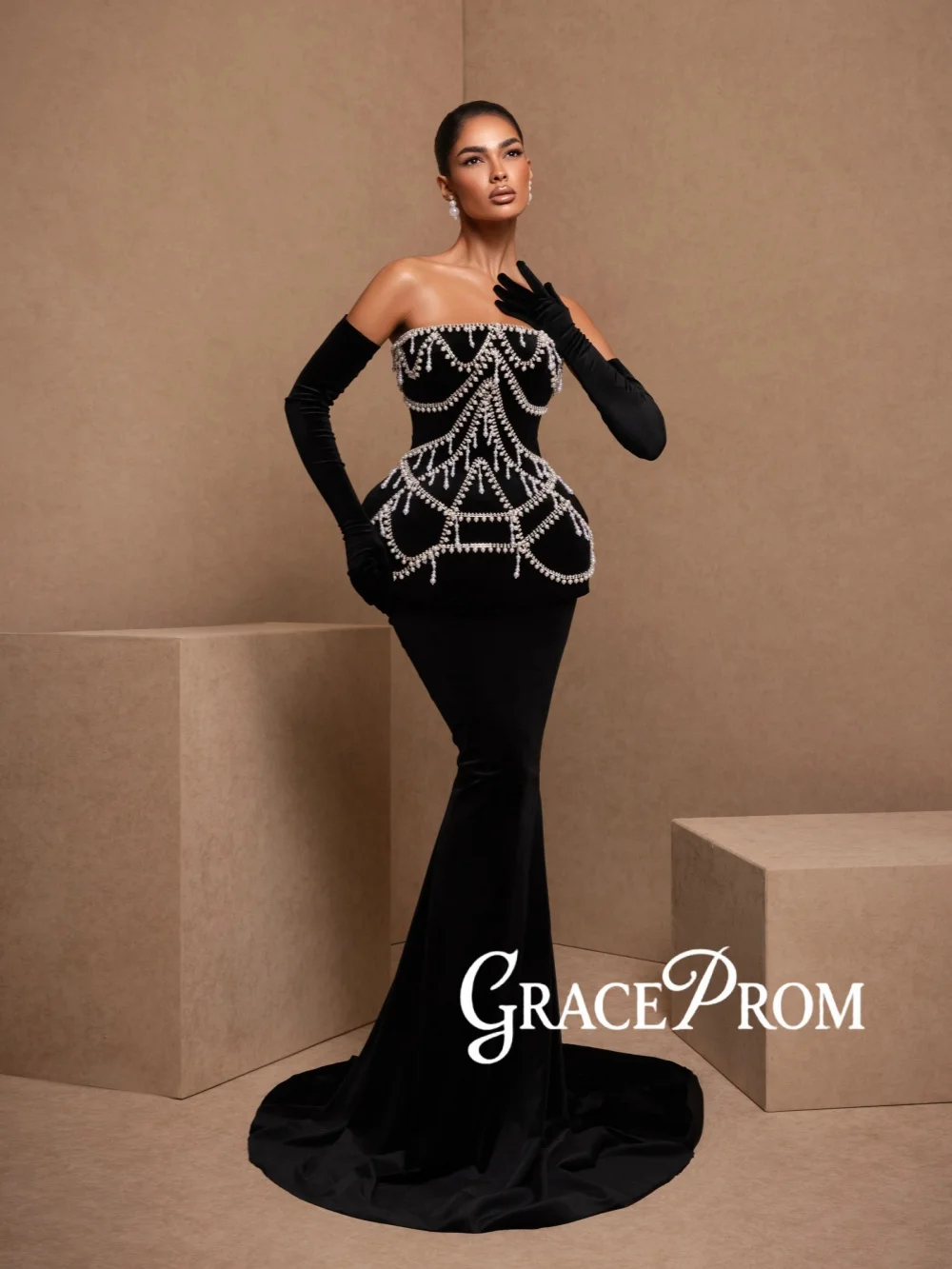 New Black Velvet Evening Dress With Corset Sparkly Pearls Beads Wedding Party Gown Customized Mermaid Long Red Carpet Gowns
New Black Velvet Evening Dress With Corset Sparkly Pearls Beads Wedding Party Gown Customized Mermaid Long Red Carpet Gowns