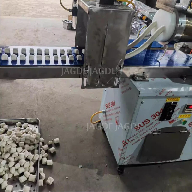 Top Sale and High Quality 500pcs/h Dough Divider Machine Dough Extruder Machine
Top Sale and High Quality 500pcs/h Dough Divider Machine Dough Extruder Machine