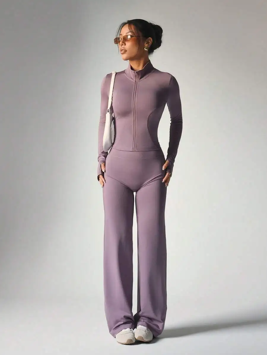 Purple Zipper Fitted Long Sleeve Top And Wide Leg Pants Yoga Set
Purple Zipper Fitted Long Sleeve Top And Wide Leg Pants Yoga Set