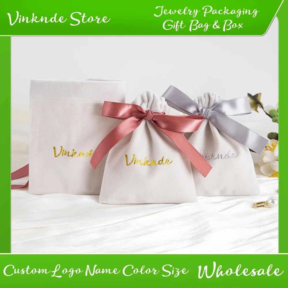 Custom Logo 10x12cm Luxury Thick Velvet Jewelry Pouch Bulk Plush Bracelet Storage Bag Beige Velour Necklace Pouches With Ribbon
Custom Logo 10x12cm Luxury Thick Velvet Jewelry Pouch Bulk Plush Bracelet Storage Bag Beige Velour Necklace Pouches With Ribbon