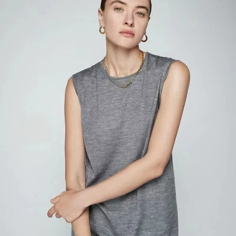 LUXURY Women's Minimalist Lazy Style Loose Thin Wool Knitted Vest, Round Neck, Old Money Style, New, Spring, Summer, 2025
LUXURY Women's Minimalist Lazy Style Loose Thin Wool Knitted Vest, Round Neck, Old Money Style, New, Spring, Summer, 2025