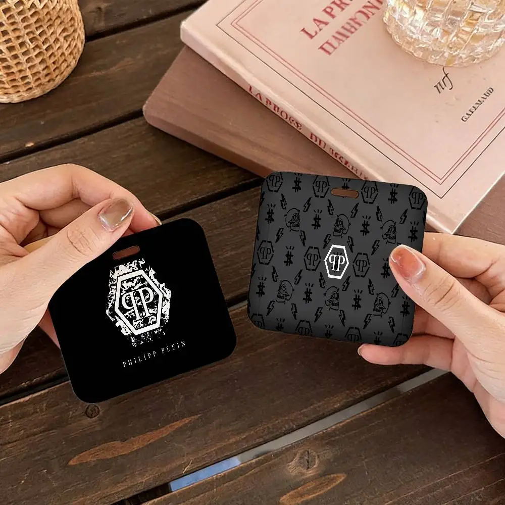 Стильный ремешок P-Philipp Plein для ключей, картхолдер, брелок для пропуска, ремешок для удостоверения личности, аксессуары для ключей, подарки
Стильный ремешок P-Philipp Plein для ключей, картхолдер, брелок для пропуска, ремешок для удостоверения личности, аксессуары для ключей, подарки