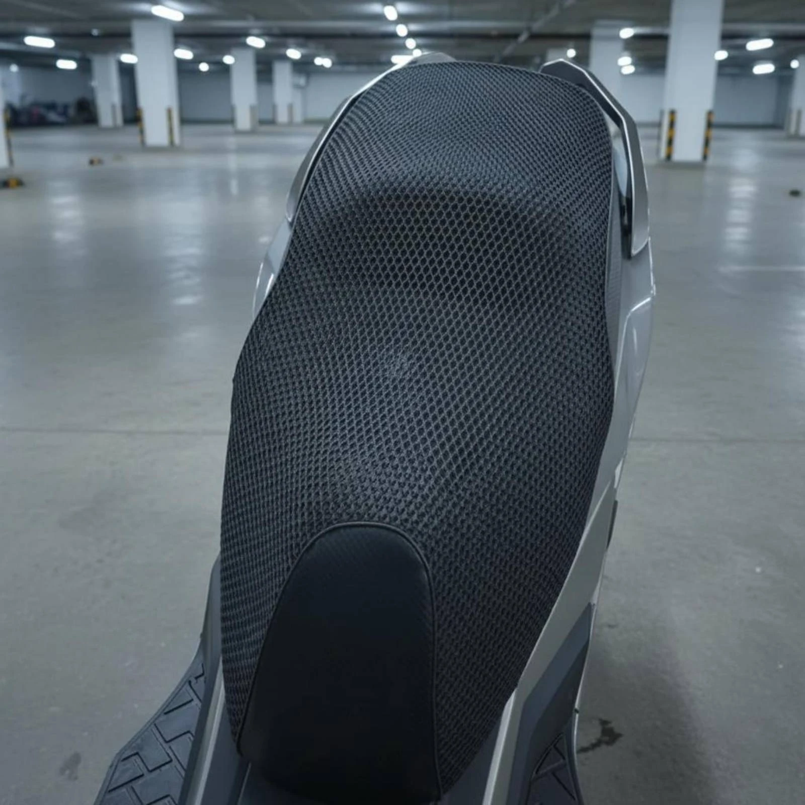 Breathable Scooter Seat Cover Heat Insulation Motorbike Seat Mesh Cover Vehicle Accessory Cooling Elastic for Outdoor
Breathable Scooter Seat Cover Heat Insulation Motorbike Seat Mesh Cover Vehicle Accessory Cooling Elastic for Outdoor