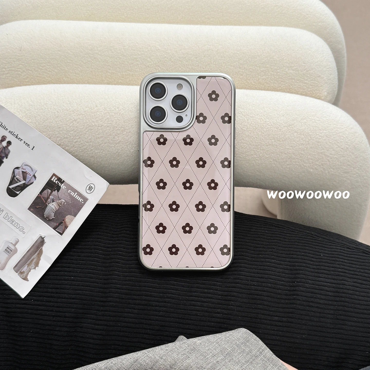 Epoxy Light Pink Flower pattern phone case for iPhone 16 16pro 16promax 15 15pro 15promax 14 14pro 14promax 13 13pro 13promax
Epoxy Light Pink Flower pattern phone case for iPhone 16 16pro 16promax 15 15pro 15promax 14 14pro 14promax 13 13pro 13promax