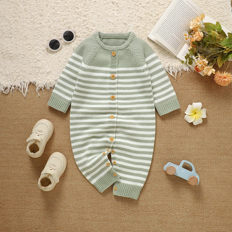 Осенний вязаный комбинезон для новорожденных девочек и мальчиков, 0-18 месяцев, модный полосатый комбинезон, теплая детская одежда с длинными рукавами
Осенний вязаный комбинезон для новорожденных девочек и мальчиков, 0-18 месяцев, модный полосатый комбинезон, теплая детская одежда с длинными рукавами
