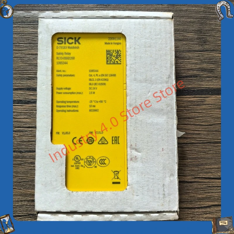 New original RLY3-OSSD200 1085344 safety relay
New original RLY3-OSSD200 1085344 safety relay