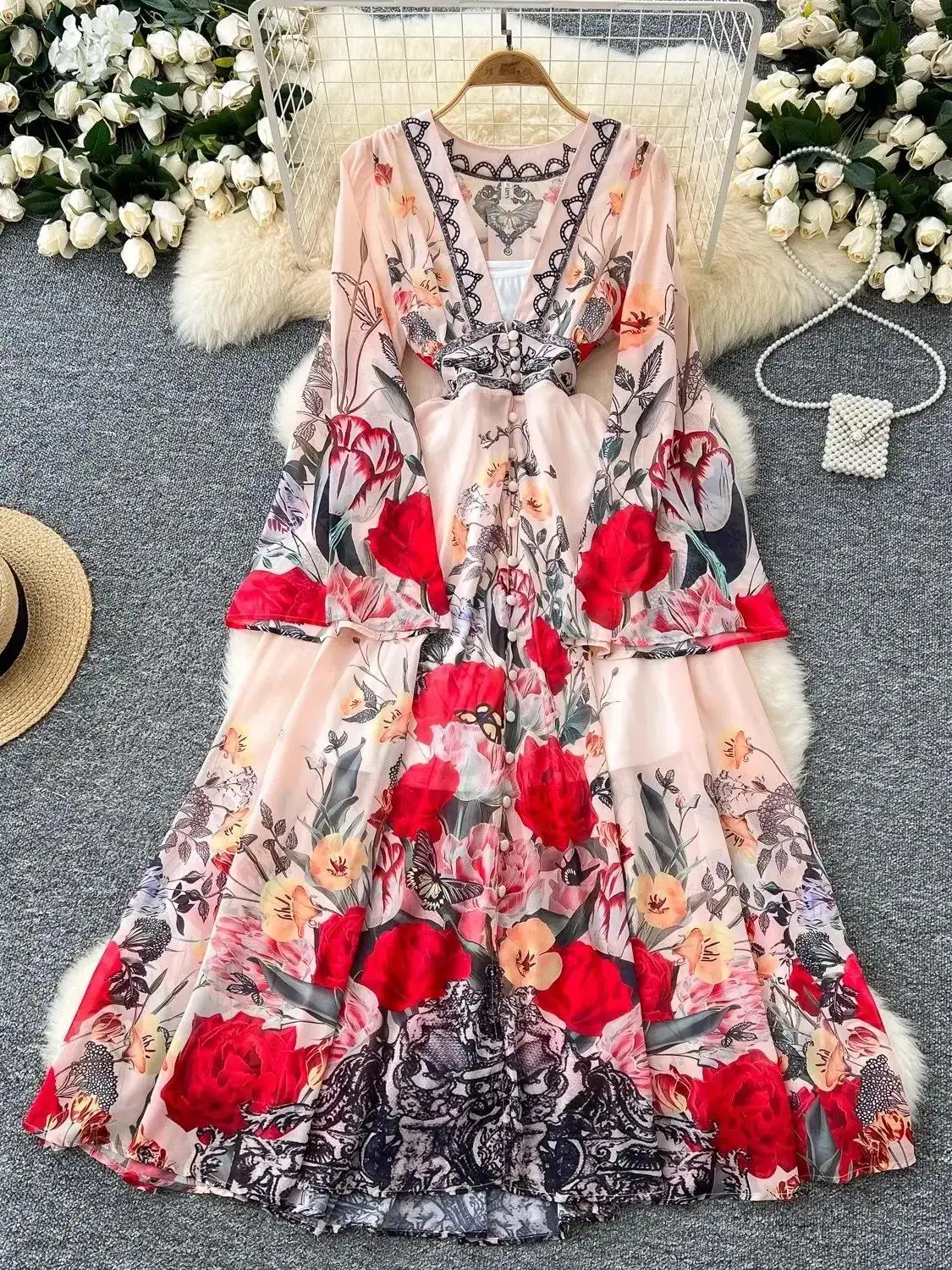 Women Deep V Neck Flare Sleeve Floral Print Bohemian Long Robe Dresses Autumn Holiday Gorgeous Flower Chiffon Boho Vestidos
Women Deep V Neck Flare Sleeve Floral Print Bohemian Long Robe Dresses Autumn Holiday Gorgeous Flower Chiffon Boho Vestidos