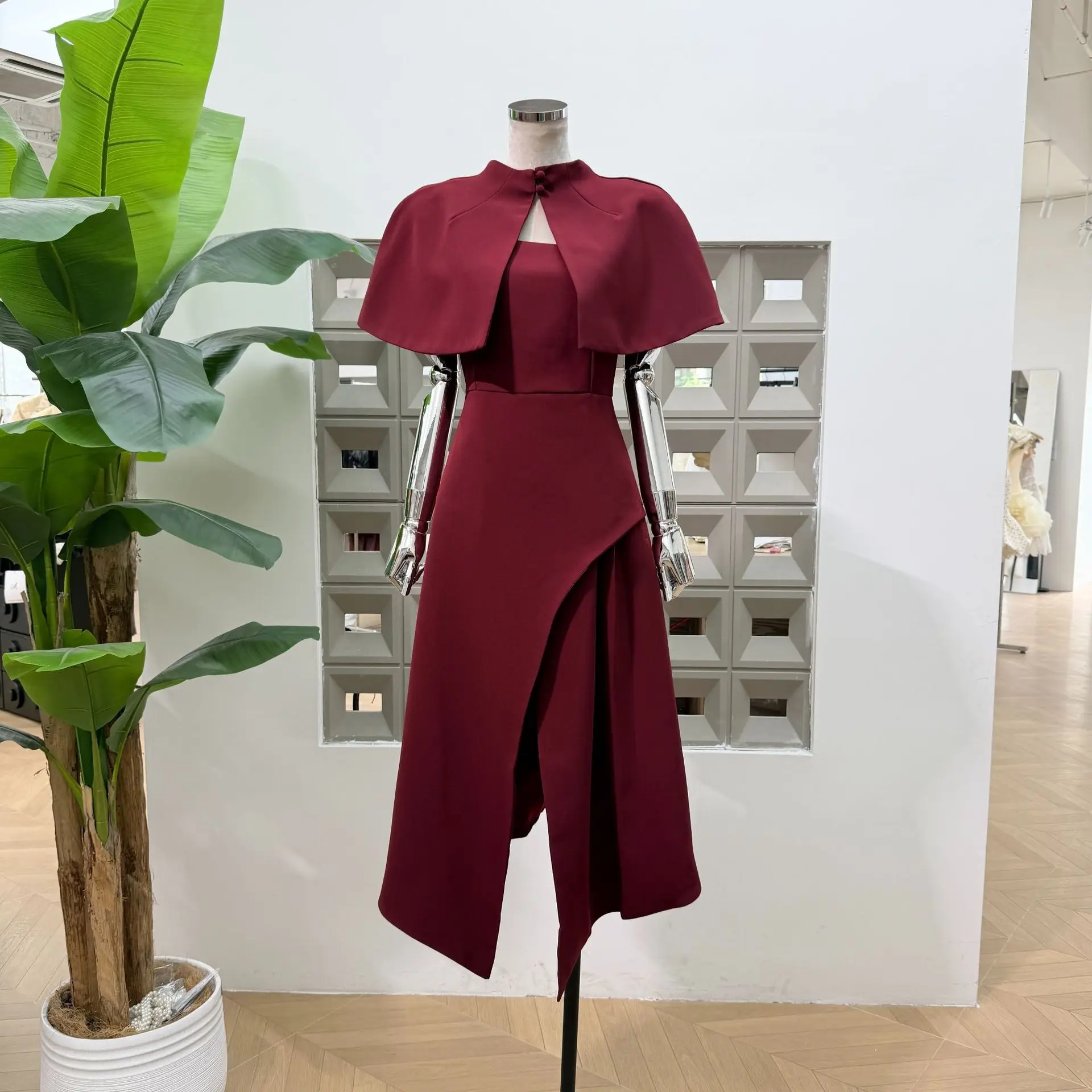 Elegant Red Prom Gown Delicate Shawl Sleeveless High Waist Irregular Slit Suspenders Dresses Special Occasion Evening Dress
Elegant Red Prom Gown Delicate Shawl Sleeveless High Waist Irregular Slit Suspenders Dresses Special Occasion Evening Dress