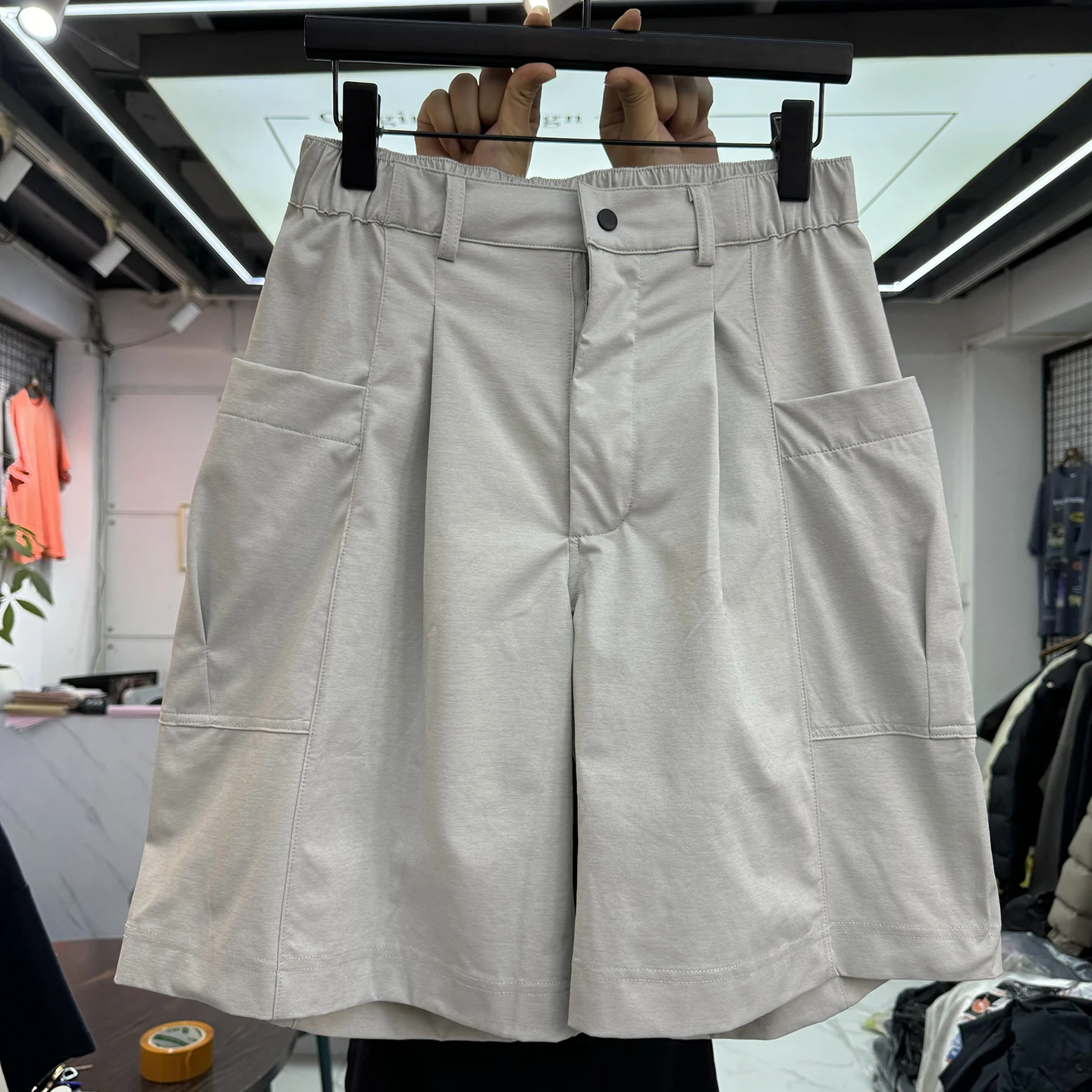 Superway Summer American Street Workwear Shorts Large Pockets Quick Dry Lightweight Loose Casual Wide Leg Five-Quarter Shorts...
Superway Summer American Street Workwear Shorts Large Pockets Quick Dry Lightweight Loose Casual Wide Leg Five-Quarter Shorts...