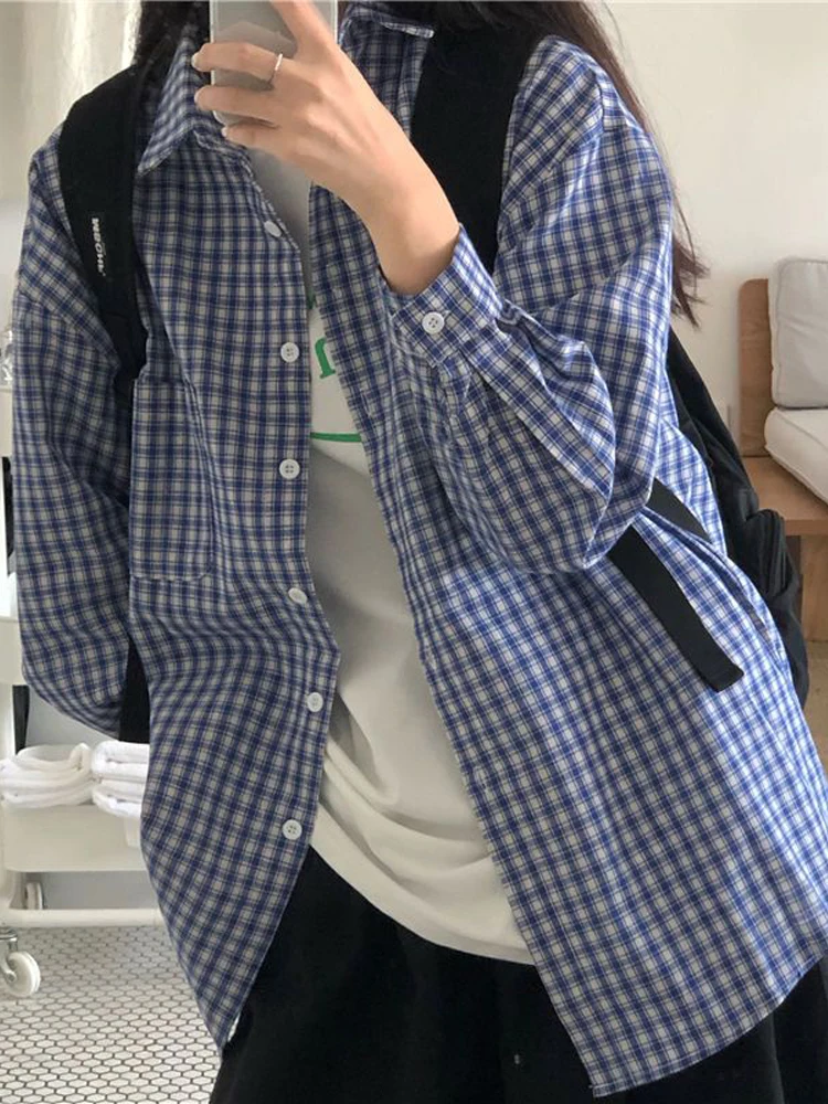 Plaid Shirts Women Oversized Blouse Ladies Korean Single Breasted Tops Female Casual Loose Long Sleeve Shirts Vintage Fall Tops
Plaid Shirts Women Oversized Blouse Ladies Korean Single Breasted Tops Female Casual Loose Long Sleeve Shirts Vintage Fall Tops