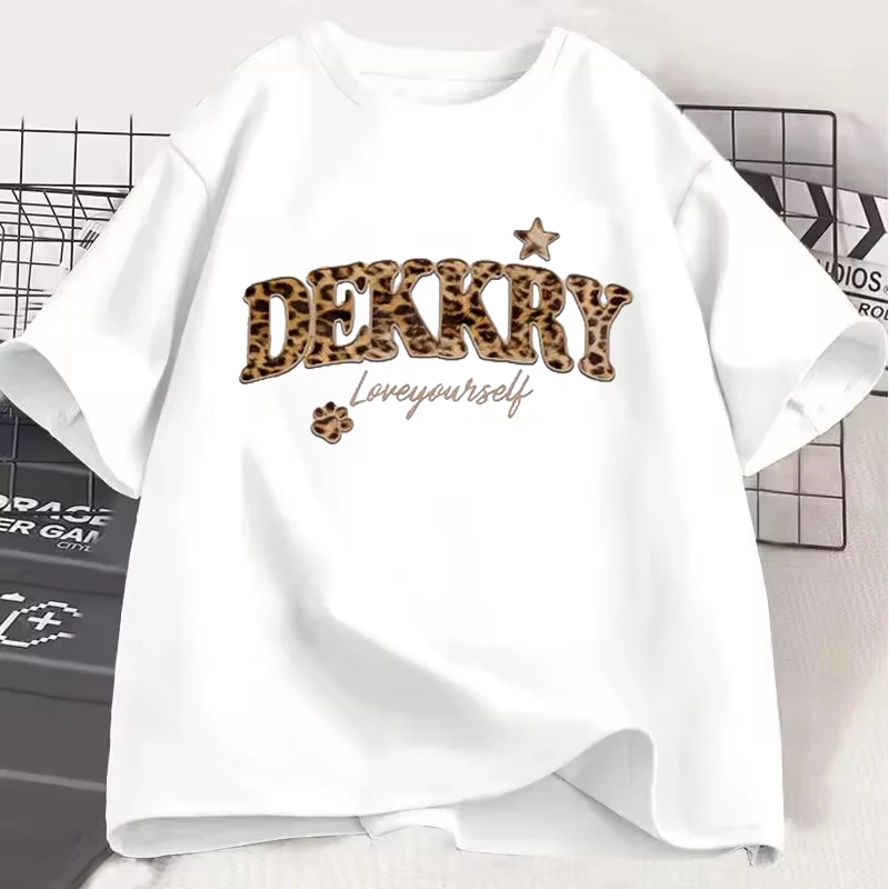 Leopard Print Letter Design Pattern Men Women T-shirt Love Yourself Print Unisex Shirt Street Harajuku Comfy Soft Couple Top Tee
Leopard Print Letter Design Pattern Men Women T-shirt Love Yourself Print Unisex Shirt Street Harajuku Comfy Soft Couple Top Tee