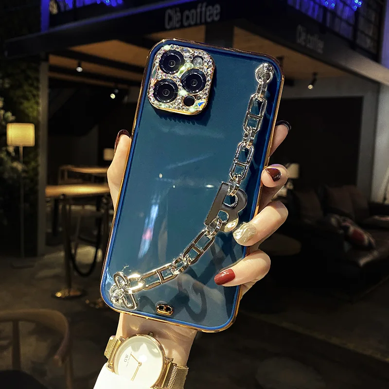 Fashion Rhinestone Lens Metal Chain Phone Case For iPhone 12 11 13 Pro Max Mini XR XS 7 8Plus
Fashion Rhinestone Lens Metal Chain Phone Case For iPhone 12 11 13 Pro Max Mini XR XS 7 8Plus
