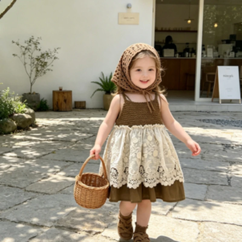 Korean-style Girls' Brown Hollow-out Dress, New Summer Printed Sleeveless Princess Cami Dress, Outfit for Daily Wear & Parties
Korean-style Girls' Brown Hollow-out Dress, New Summer Printed Sleeveless Princess Cami Dress, Outfit for Daily Wear & Parties