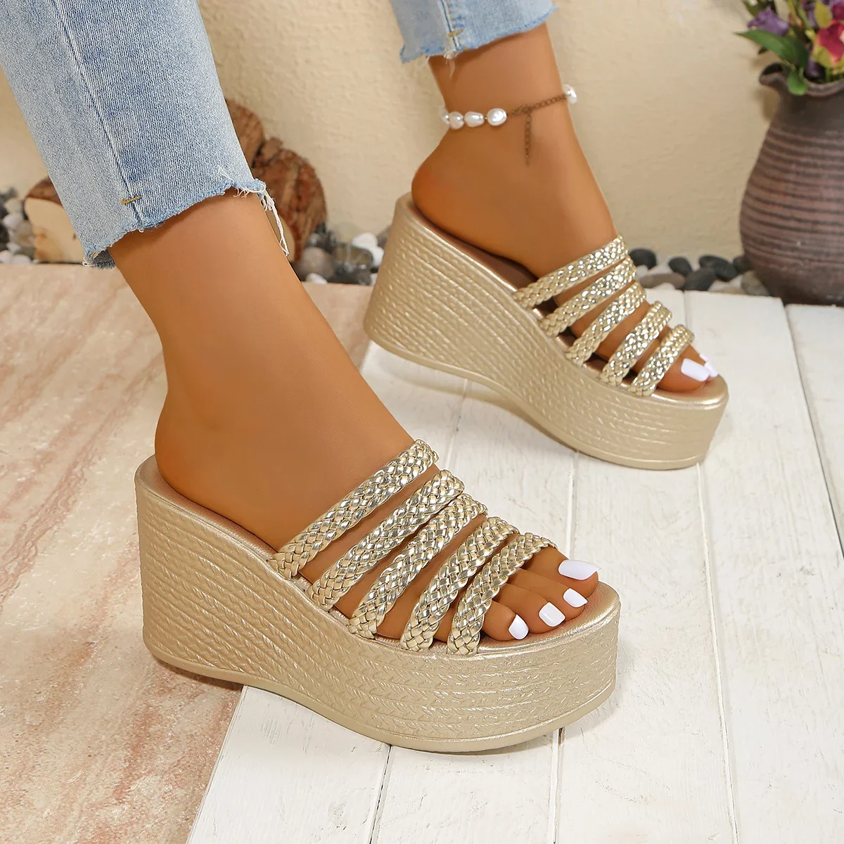 Women Sandals Summer New Outdoor Beach Sandals Casual Sandals Big Size Comfortable Hot Shallow Wedges Designer Shoes for Women
Women Sandals Summer New Outdoor Beach Sandals Casual Sandals Big Size Comfortable Hot Shallow Wedges Designer Shoes for Women