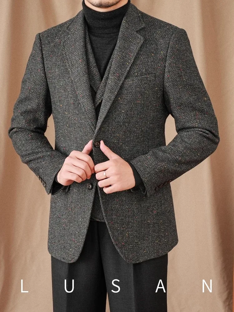 Men's Wool Herringbone Suit - Vintage Business Commuter Floral Dot Slimming Blazer
Men's Wool Herringbone Suit - Vintage Business Commuter Floral Dot Slimming Blazer