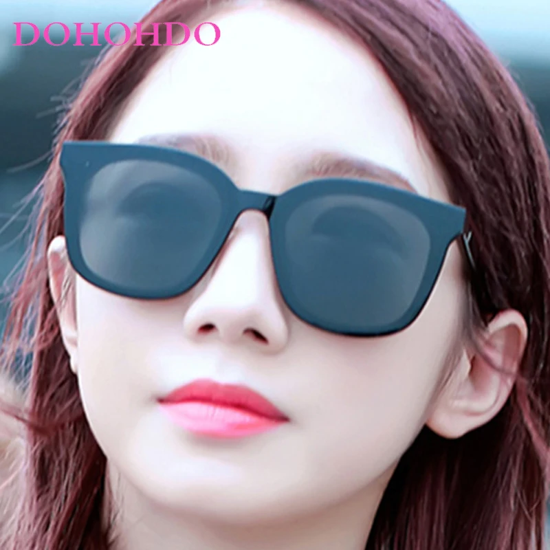 Large Frame Classic Square Sunglasses Women For Men Trendy Vintage Luxury Brand Eyewear Outdoors Travel Driving Sunglasses UV400
Large Frame Classic Square Sunglasses Women For Men Trendy Vintage Luxury Brand Eyewear Outdoors Travel Driving Sunglasses UV400