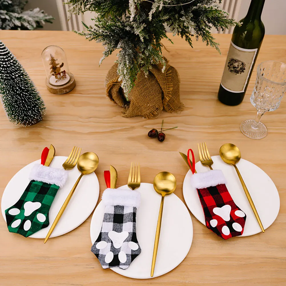 3 Pcs Christmas Stockings Cat Claw Design Non Woven Fabric Festive Holiday Decor for Tree Wall Door Fireplace Vintage Home
3 Pcs Christmas Stockings Cat Claw Design Non Woven Fabric Festive Holiday Decor for Tree Wall Door Fireplace Vintage Home