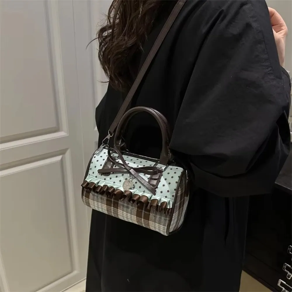 Sweet Bow Crossbody Pillow Bags Vintage Plaid Lightweight Portable Ladies Shoulder Bag Versatile Women Handbag Purse Girls Gift
Sweet Bow Crossbody Pillow Bags Vintage Plaid Lightweight Portable Ladies Shoulder Bag Versatile Women Handbag Purse Girls Gift