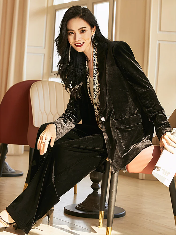 Elegant Black Velvet Suit Set for Women Professional Formal Wear Summer Commute Fashionable And Stylish Two-Piece Ensemble
Elegant Black Velvet Suit Set for Women Professional Formal Wear Summer Commute Fashionable And Stylish Two-Piece Ensemble