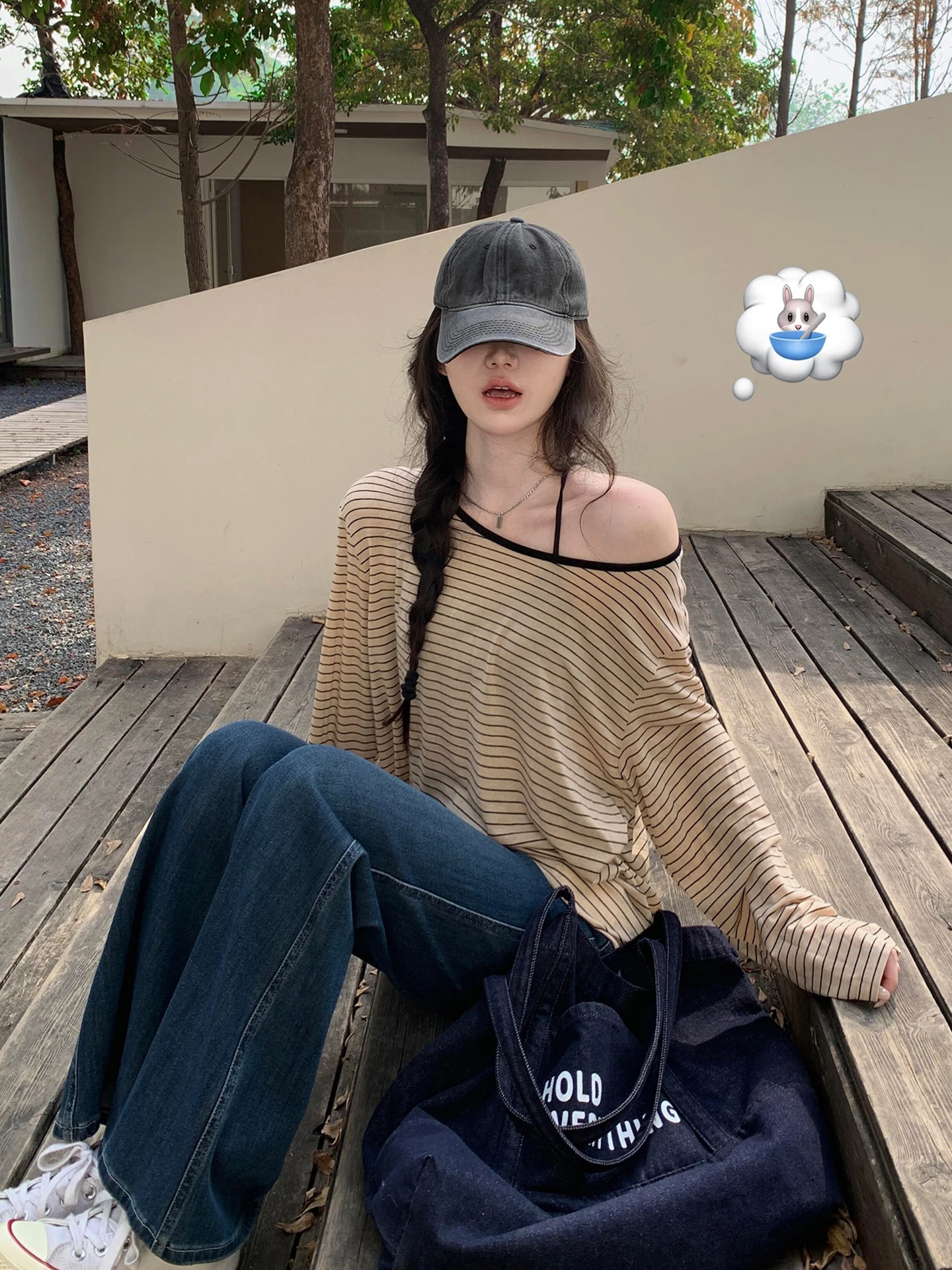 FEMPILOT Korean Lazy Sle Color Blo Striped Asymmetrical oulder Long Sve T-irt Women Spring Loose Versatile Top
FEMPILOT Korean Lazy Sle Color Blo Striped Asymmetrical oulder Long Sve T-irt Women Spring Loose Versatile Top