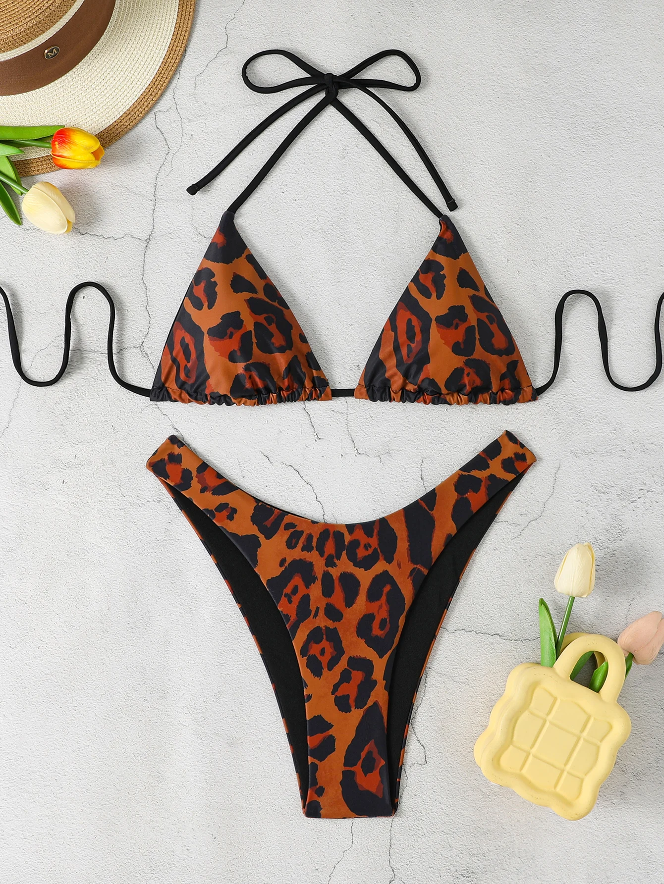 Triangle Sexy Halter Thong Bikini 2025 Women String Swimwear Female Leopard Swimsuit Swimming Bathing Swim Suit Beachwear
Triangle Sexy Halter Thong Bikini 2025 Women String Swimwear Female Leopard Swimsuit Swimming Bathing Swim Suit Beachwear